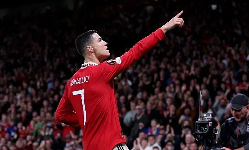 Bài phỏng vấn mang tính xây dựng của Ronaldo