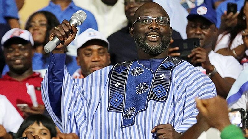 Hình ảnh George Weah trong vai trò chính trị