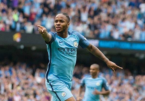 Raheem Sterling - Tốc độ và kỹ thuật bóng điêu luyện