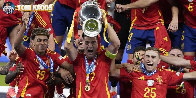 Bất ngờ vòng bảng Euro